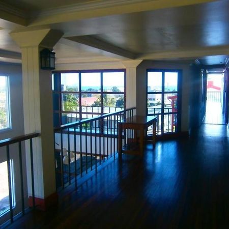 Southern Cross Hotel Suva Extérieur photo