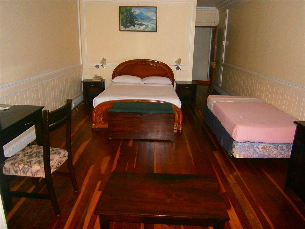 Southern Cross Hotel Suva Extérieur photo
