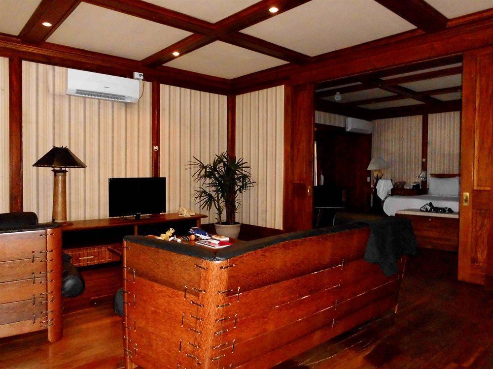Southern Cross Hotel Suva Extérieur photo
