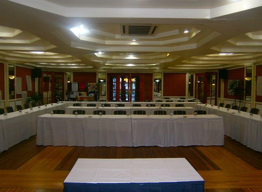Southern Cross Hotel Suva Extérieur photo