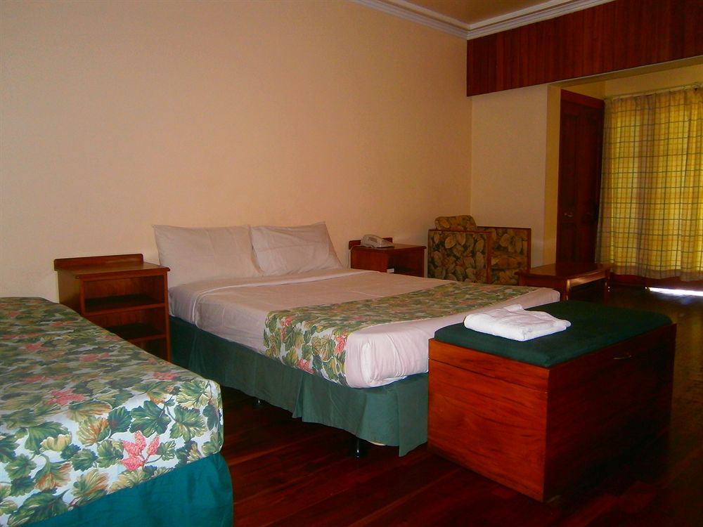 Southern Cross Hotel Suva Extérieur photo